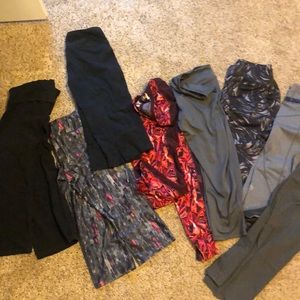 Pack of workout capris